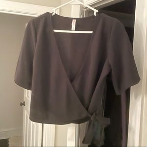 Xhilaration black cropped tie top